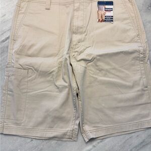 Levi's Men's Beige Cargo Shorts